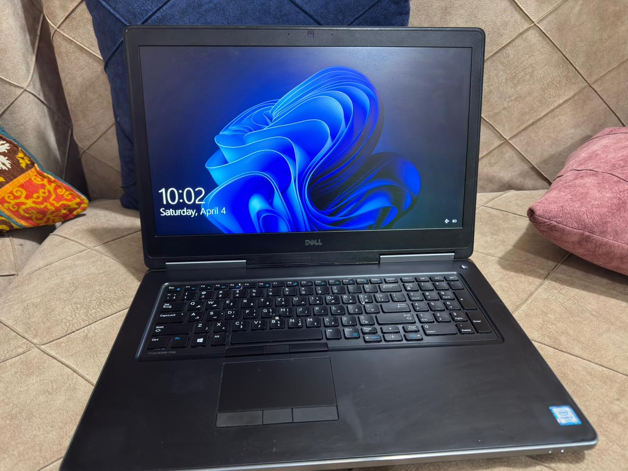 Dell Precision7720