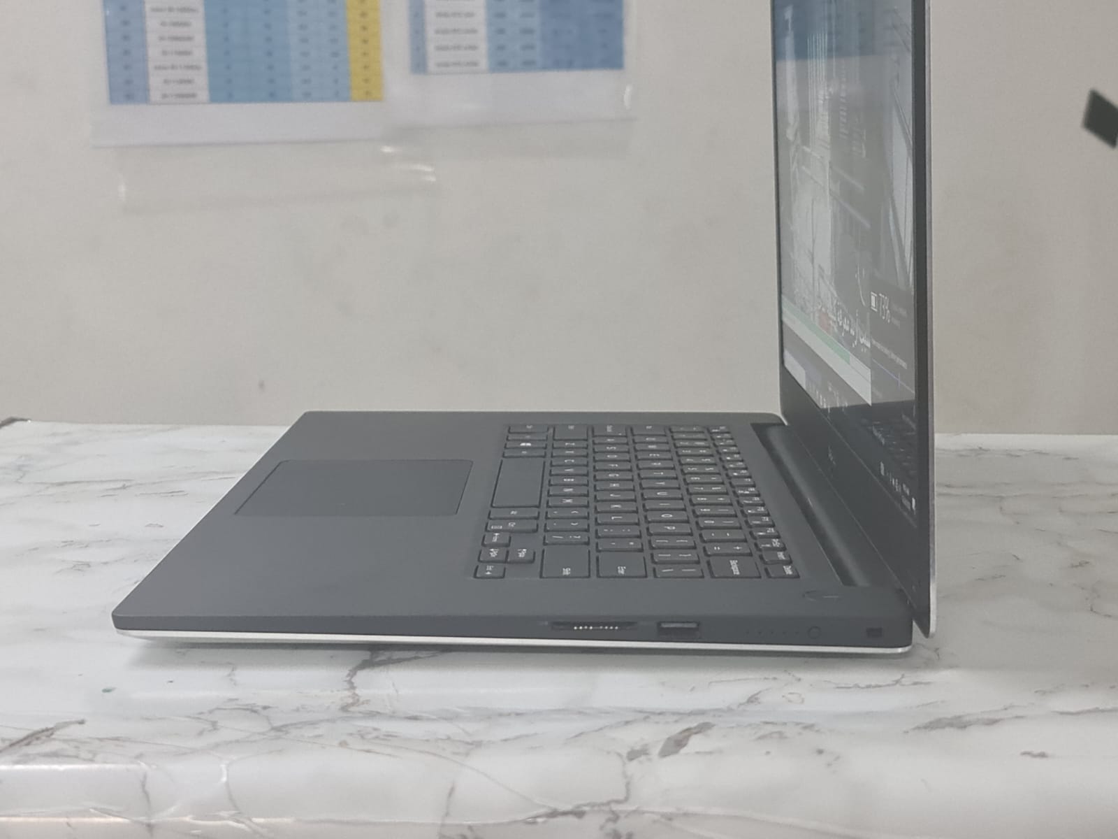 Dell Precision 5530 Core i7-8850H – 16G Ram – 512G SSD NVIDIA Quadro P2000