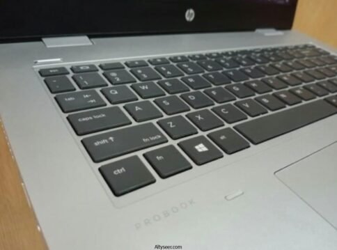 ⁦HP ELITEBOOK 745 G5 (Ryzen 5 Pro 2500U, SSD 256g, ram 8g ddr4) Laptop⁩ - الصورة ⁦5⁩