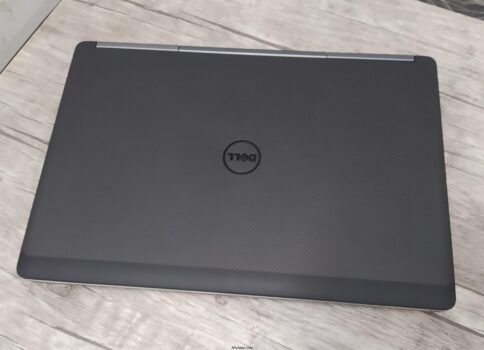 ⁦Dell Precision 7720 بكارت فيجا انفيديا 16 جيجا فعلي - واعلي برسسور كور اي7 من الجيل سابع 7820hq⁩ - الصورة ⁦4⁩