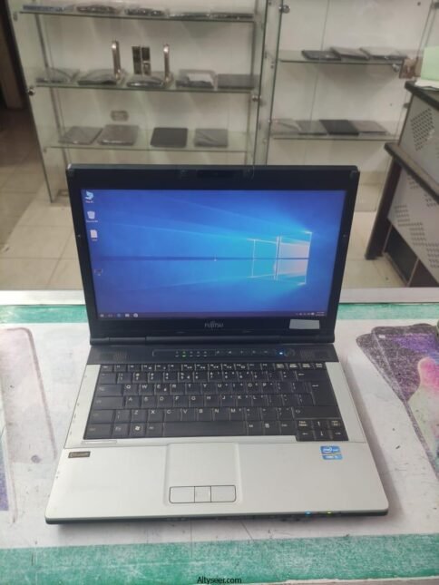 ⁦Laptop Fujitsu LifeBook S751 / i5 / RAM 4 GB / 14,0″ HD⁩ - الصورة ⁦6⁩