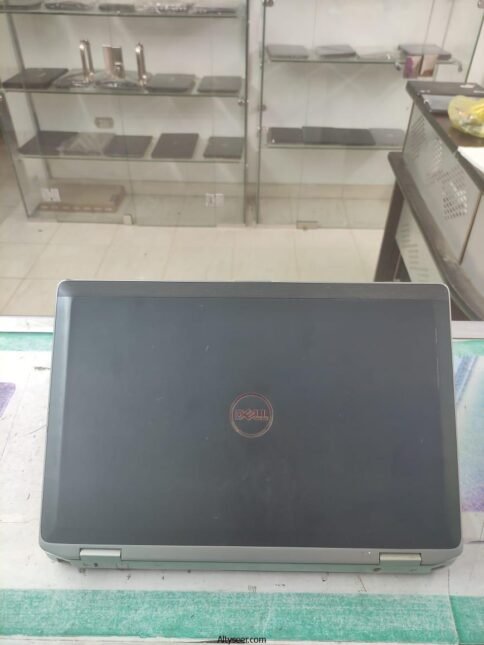 ⁦لابتوب ديل لاتيديود اي 6520 - كور اي5 جيل ثاني بهارد 500 جيجا ورام 8 جيجا وشاشة 15.6 وكارت انتل وحالة كالجديد تماما⁩ - الصورة ⁦4⁩