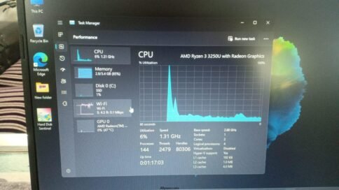 ⁦HP اتش بي بافليون 15s-15s-eq1001ne - معالجAMD Ryzen 3-3250U dual - رامات 4 جيجا بايت - هارد 256 جيجا بايت SSD - جرافيك AMD Radeon Integrated Graphics - شاشة 15.6 بوصة HD - ويندوز11 - اسود⁩ - الصورة ⁦8⁩