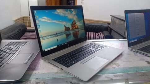 ⁦HP ELITEBOOK 755 G5 (RYZEN 5 PRO 2500U, SSD 256G, RAM 8G DDR4) LAPTOP SCREEN 15.6 FHD⁩ - الصورة ⁦2⁩