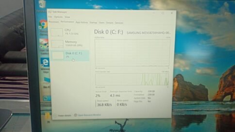 ⁦HP ELITEBOOK 755 G5 (RYZEN 5 PRO 2500U, SSD 256G, RAM 8G DDR4) LAPTOP SCREEN 15.6 FHD⁩ - الصورة ⁦5⁩