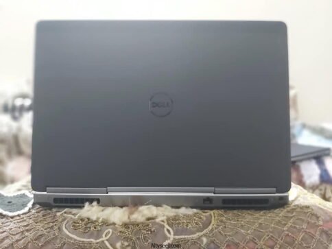 ⁦Dell Precision 7720 بكارت فيجا انفيديا 16 جيجا فعلي - واعلي برسسور كور اي7 من الجيل سابع 7820hq⁩ - الصورة ⁦15⁩