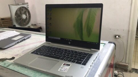 ⁦HP EliteBook 735 G6 – AMD Ryzen 7 PRO 3700U – 8G Ram – 256G SSD - Radeon Vega Mobile Gfx 2g ddr5⁩ - الصورة ⁦6⁩