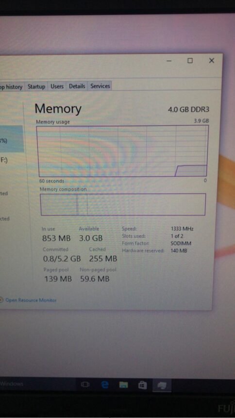 ⁦fujitsu E752 i5 2450m ram 4g intel 1600x900 الالماني وصل⁩ - الصورة ⁦2⁩